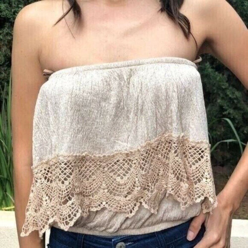 Penelope Strapless crop top with beautiful crochet Size L